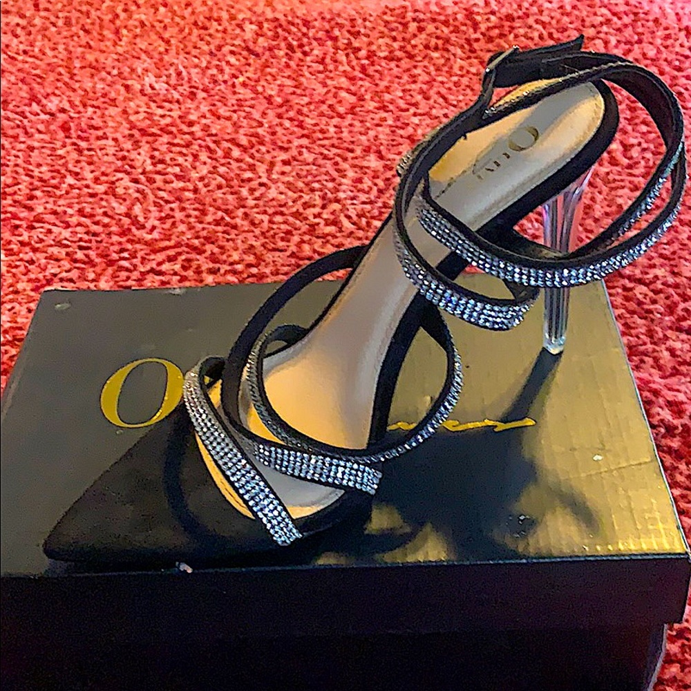 pointed rhinestone heel